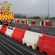 SEPARATEUR DE VOIE R/B 1 METRE ROADBLOC BARRIER RED
